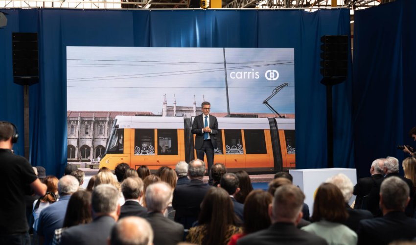 Novo Elétrico 15 da Carris