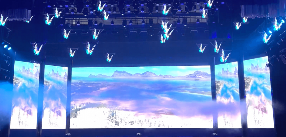 Kinetic Holographic Screen 