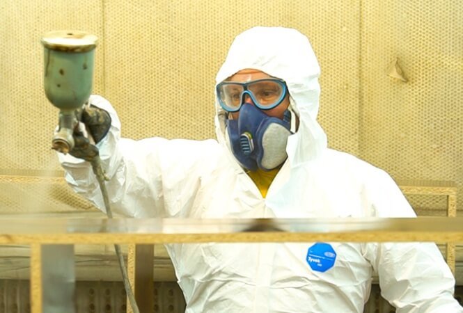 Painting of furniture