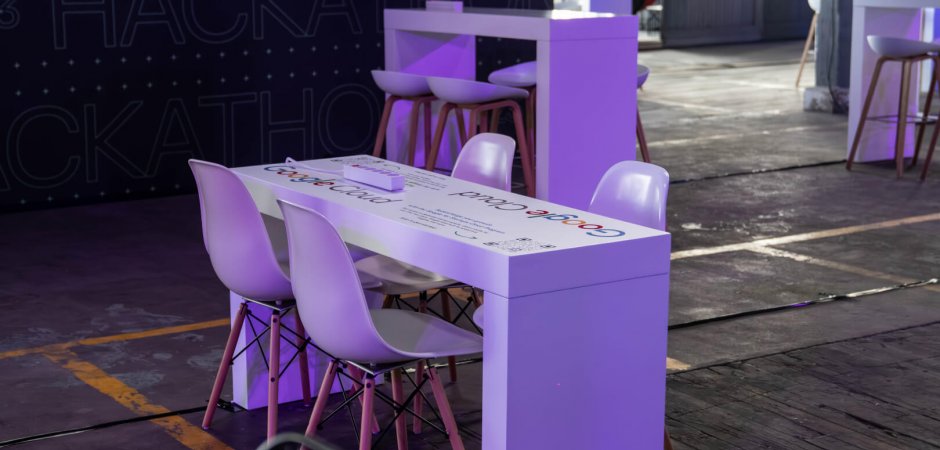 Personalização de mobiliário com vinil impresso